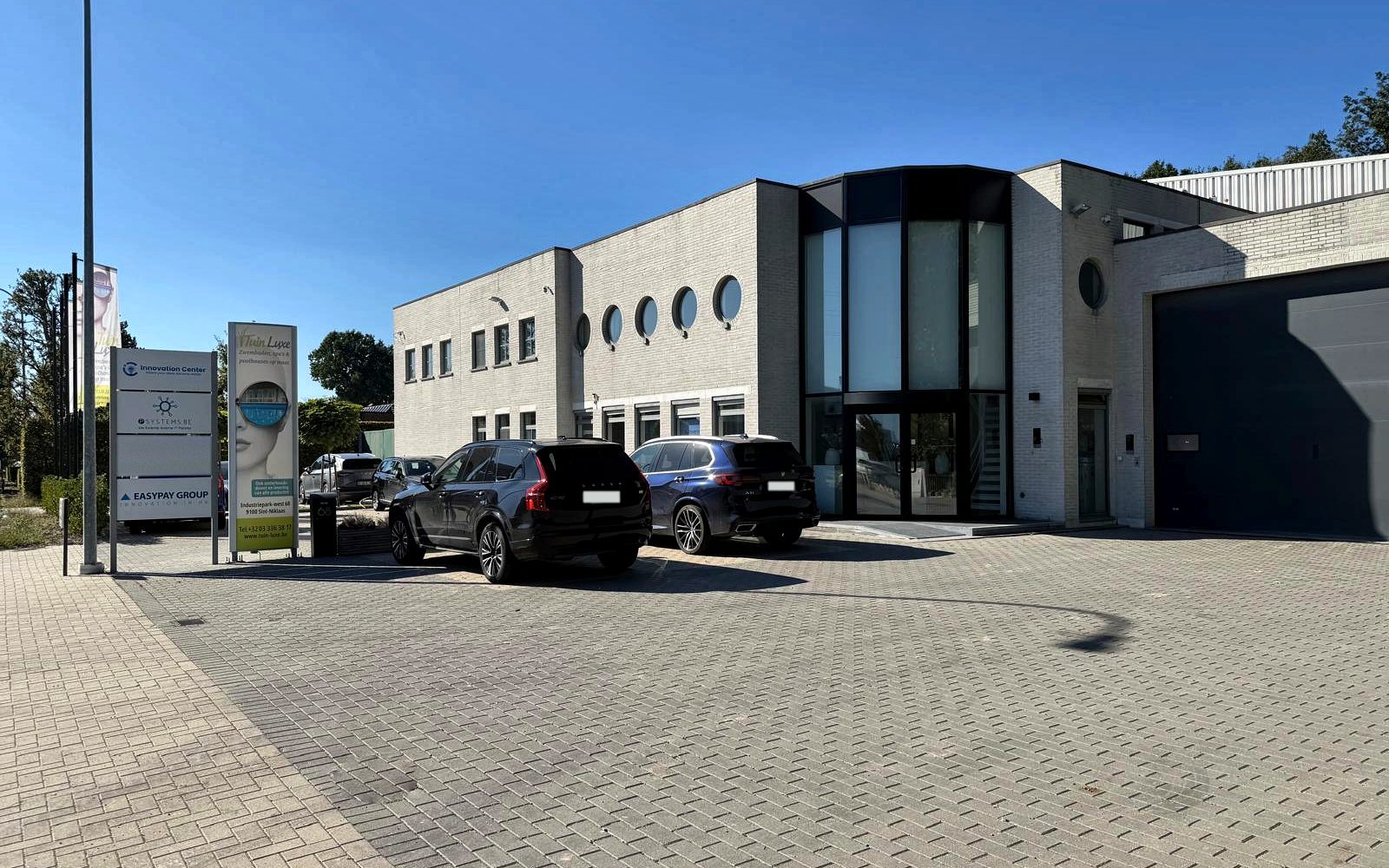 Het gebouw van het Innovation Center aan Industriepark-West 68 in Sint-Niklaas